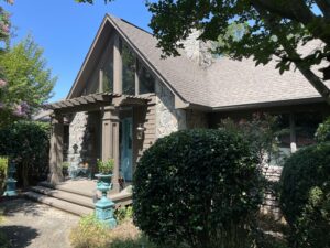 40 Bayfront Road, Penhook, VA